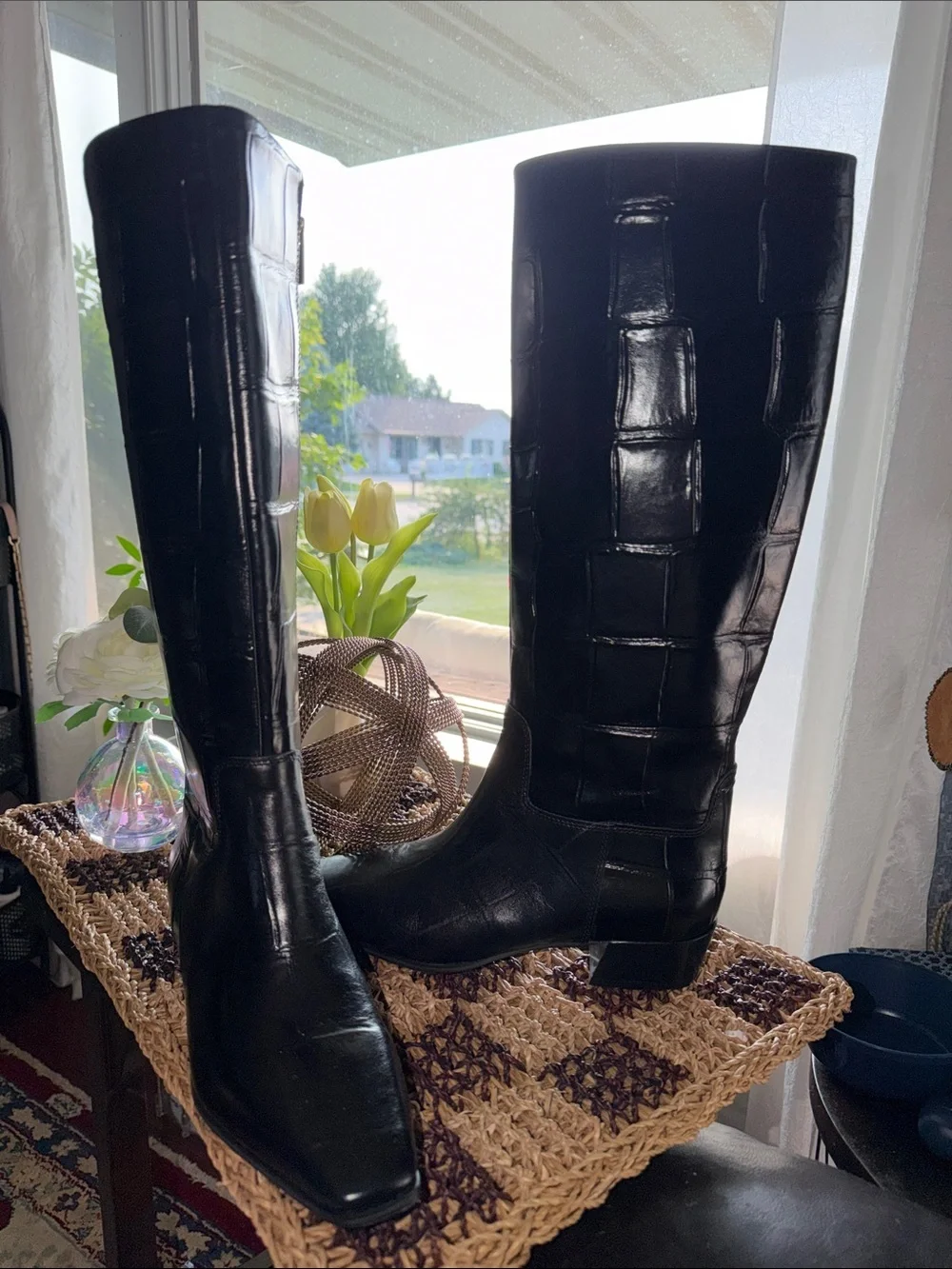 Vince Camuto Pavla Black Croc Embossed Leather Knee High Boots Size 6